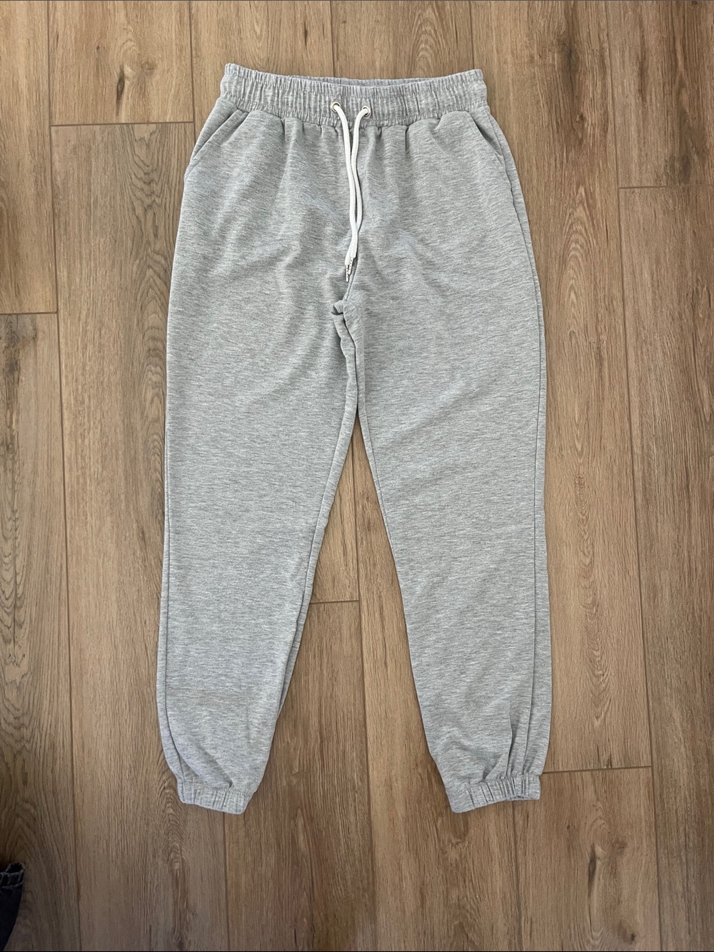 Junior’s Gray Lightweight Drawstring Jogger Sweatpants